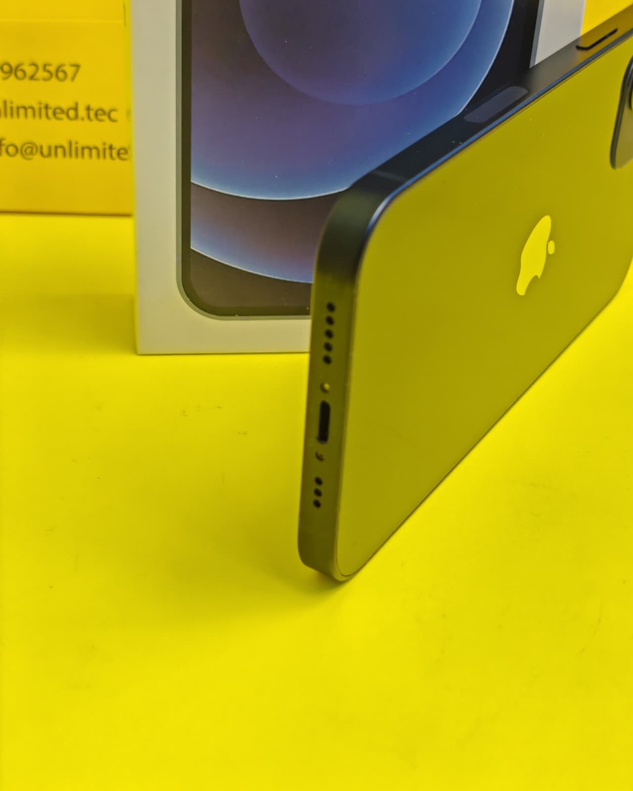 iPhone 12 128GB Black – Battery 81% Used Like New