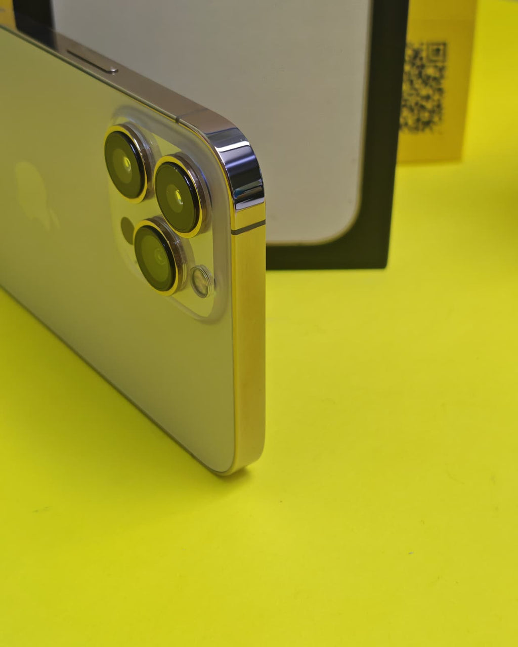 iPhone 13 Pro Max 128GB Gold – Battery 79% Used Like New