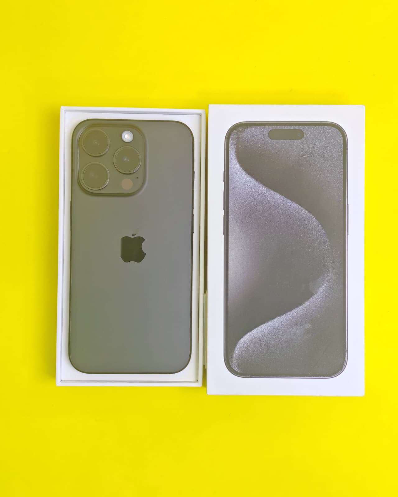 iPhone 15 Pro 256GB Black Titanium – Battery 78% Used Like New