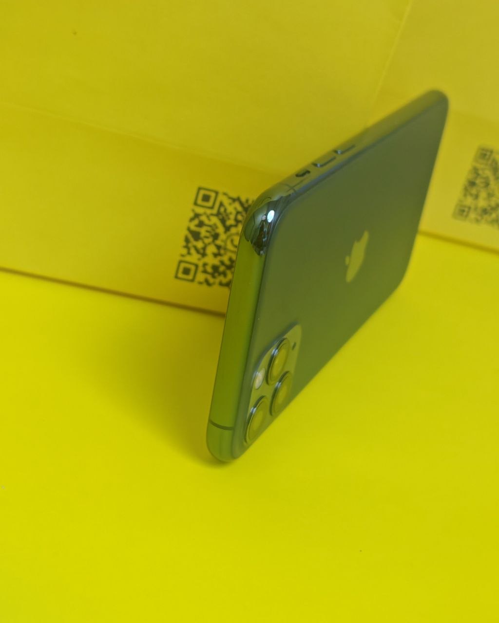 iPhone 11 Pro 256GB Green – Battery 74% Used Like New