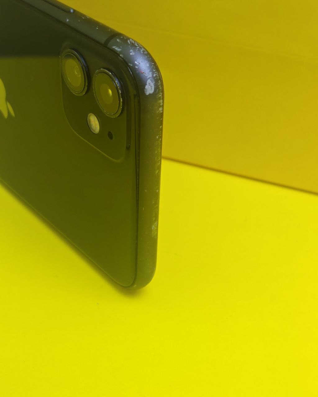 iPhone 11 128GB Black 75% used original