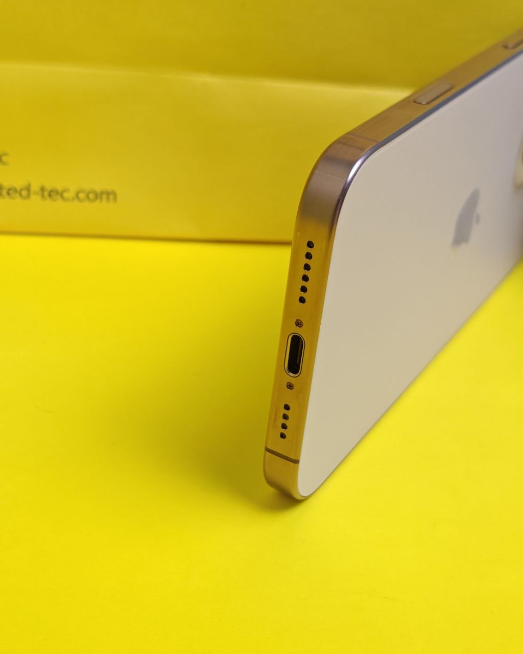 iPhone 16 Pro Max 256GB Desert Titanium 91% Original No Box Included