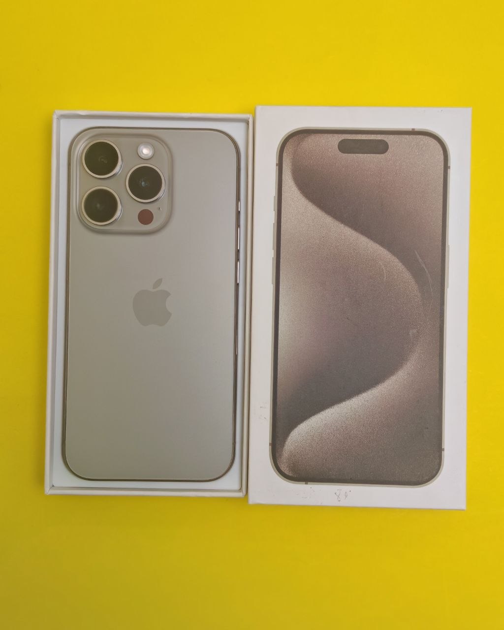 iPhone 15 Pro 256GB Natural Titanium – Battery 85% Used Like New