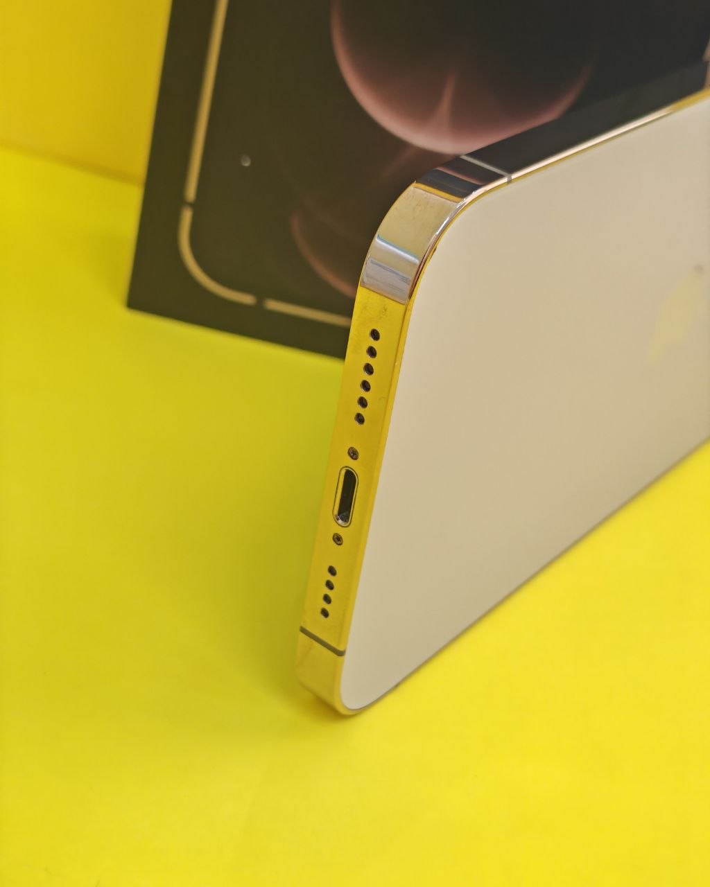 iPhone 12 Pro Max 512GB Gold – Battery 83% Used Like New