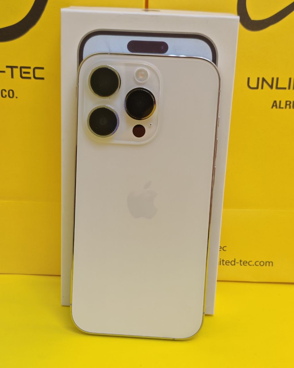 iPhone 14 Pro 512GB Silver – Battery 78% Used Like New